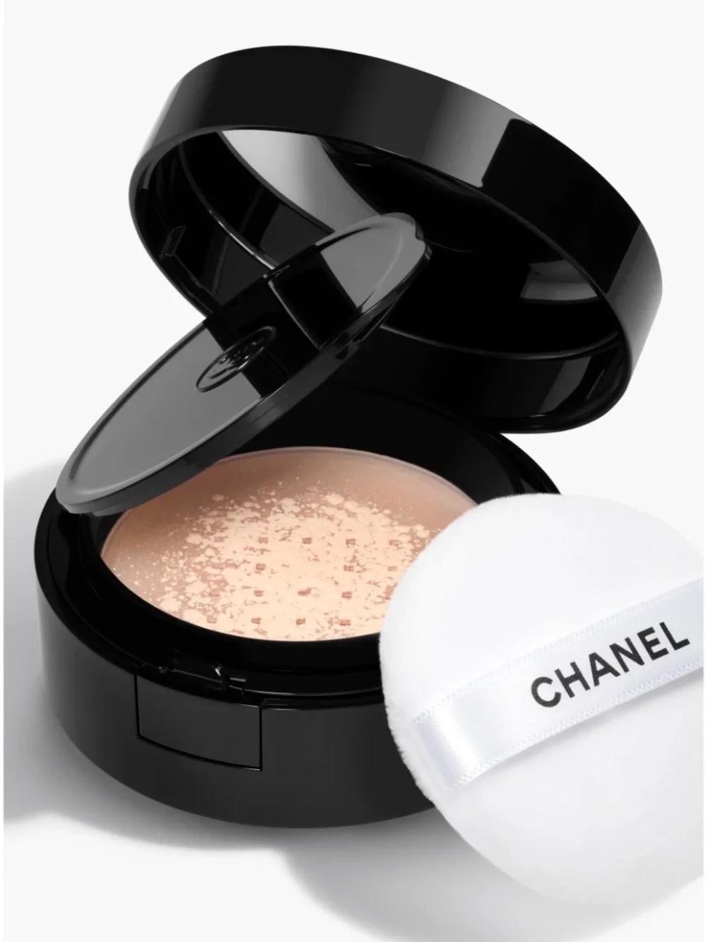 CHANEL Loose Powder Natural On-the-go Finishing Powder Shade 20 Medium Light NIB